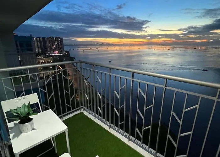 3br Penthouse Sunset View In Front Of Okada Manila