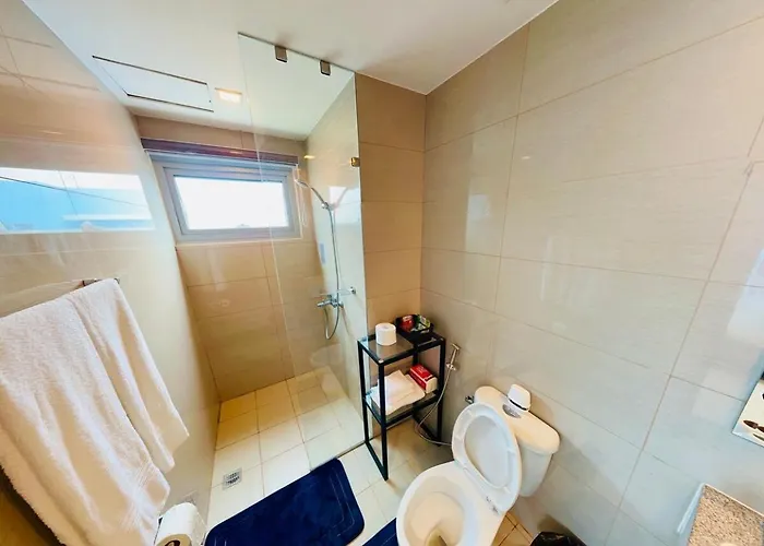 3br Penthouse Sunset View In Front Of Okada Manila